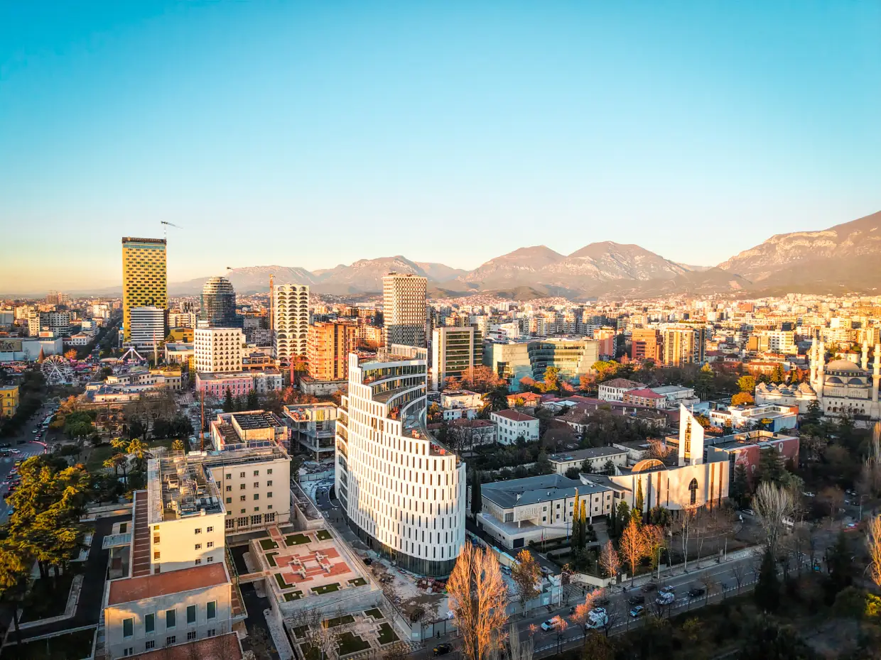 3 nap Tiranában 4⭐ luxushotelben reggelivel